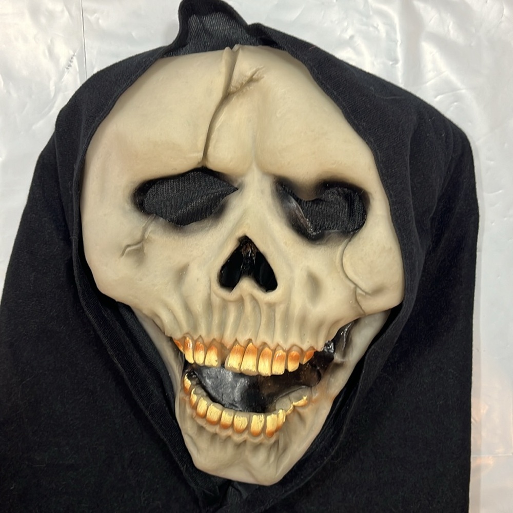 Skull face mask SCARY HORROR teeth open mouth cracked skull black hood Halloween